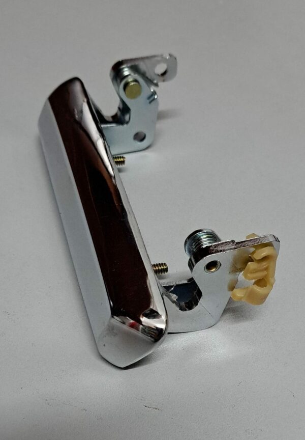 59-0907-L-64736 Maniglia ANT SX esterna della porta Nissan Pickup 620